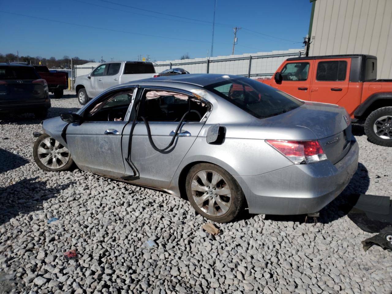2010 Honda Accord - Image 2