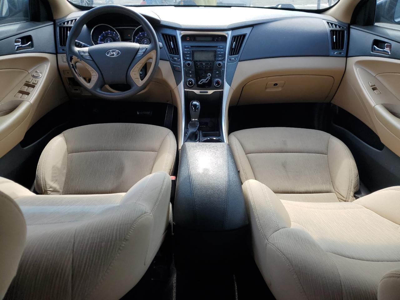 2013 Hyundai Sonata - Image 8