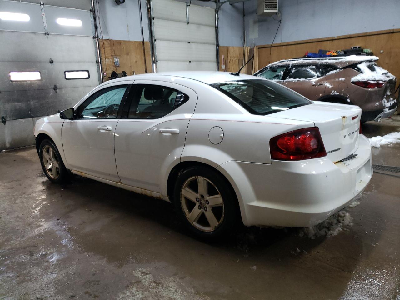 2013 Dodge Avenger - Image 2