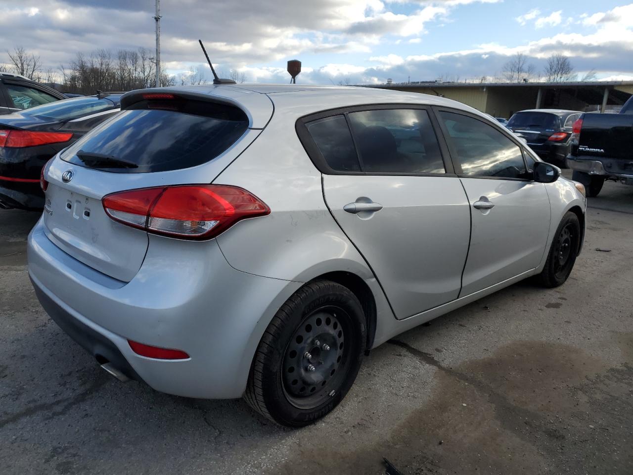 VIN KNAFK5A86G5629939 2016 KIA FORTE no.3