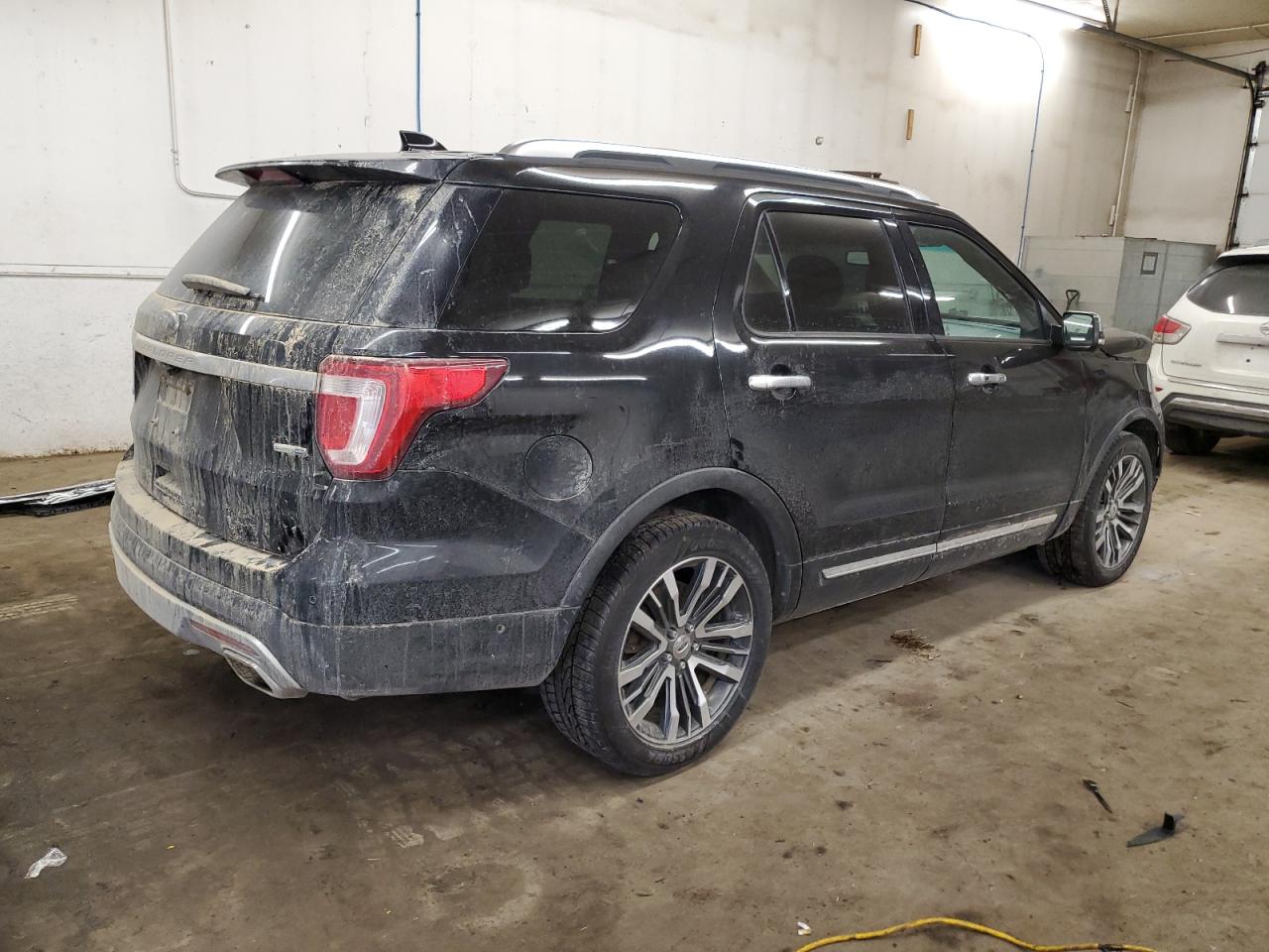 2016 Ford Explorer - Image 3