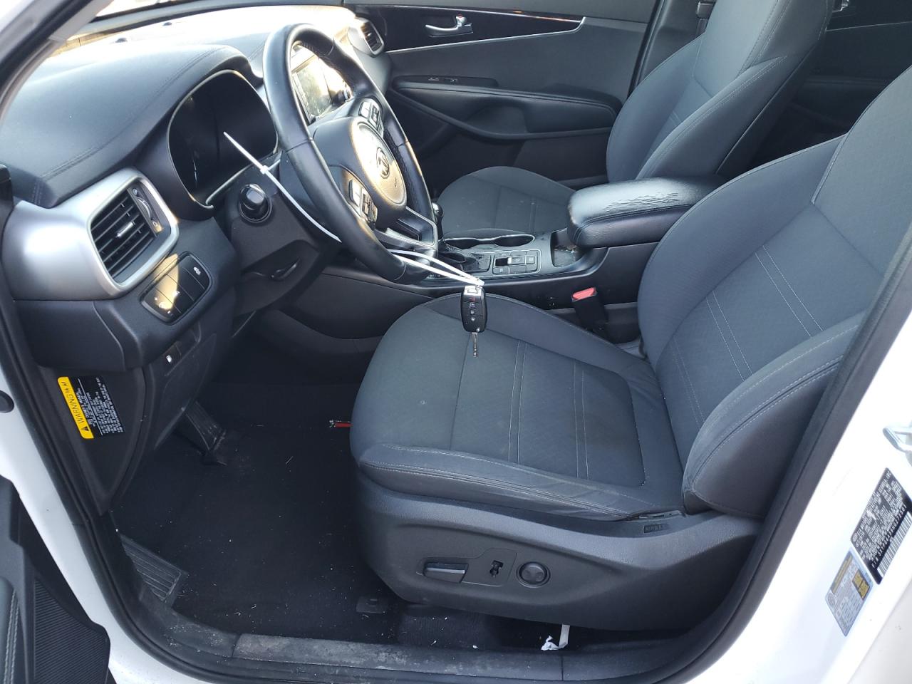 2017 Kia Sorento - Image 7