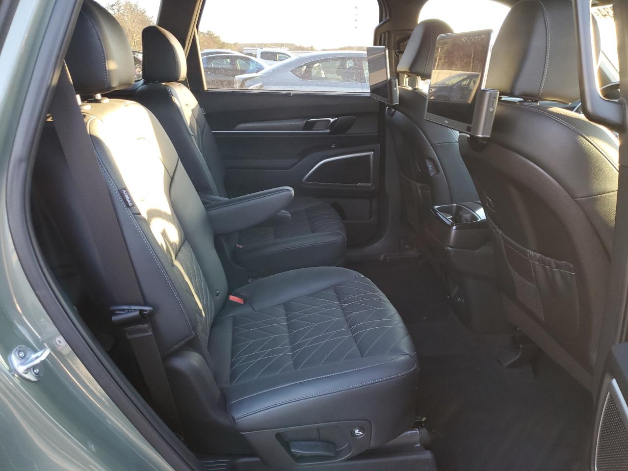 2023 Kia Telluride - Image 11