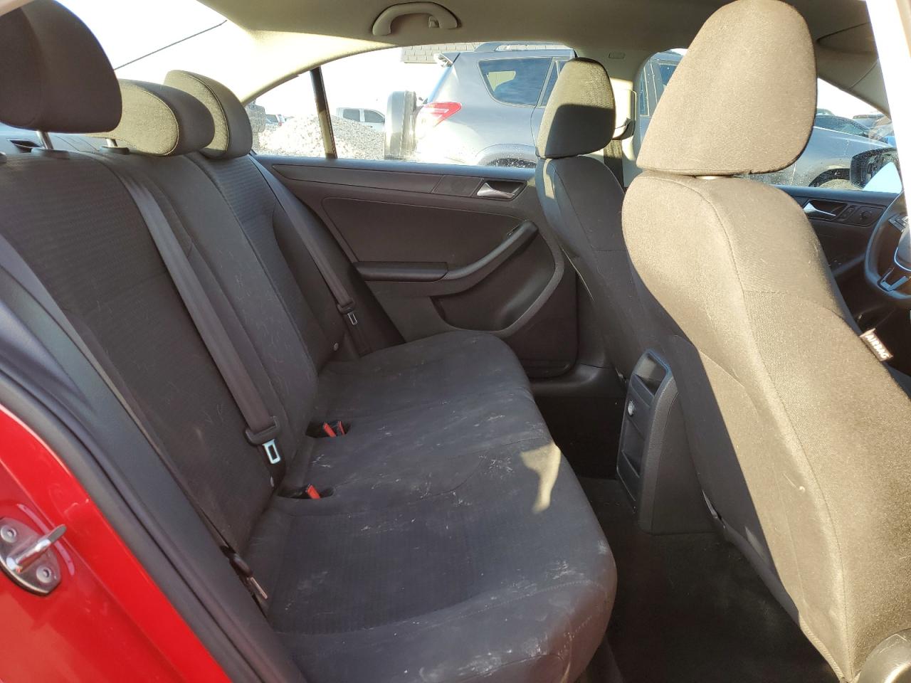 2015 Volkswagen Jetta - Image 10
