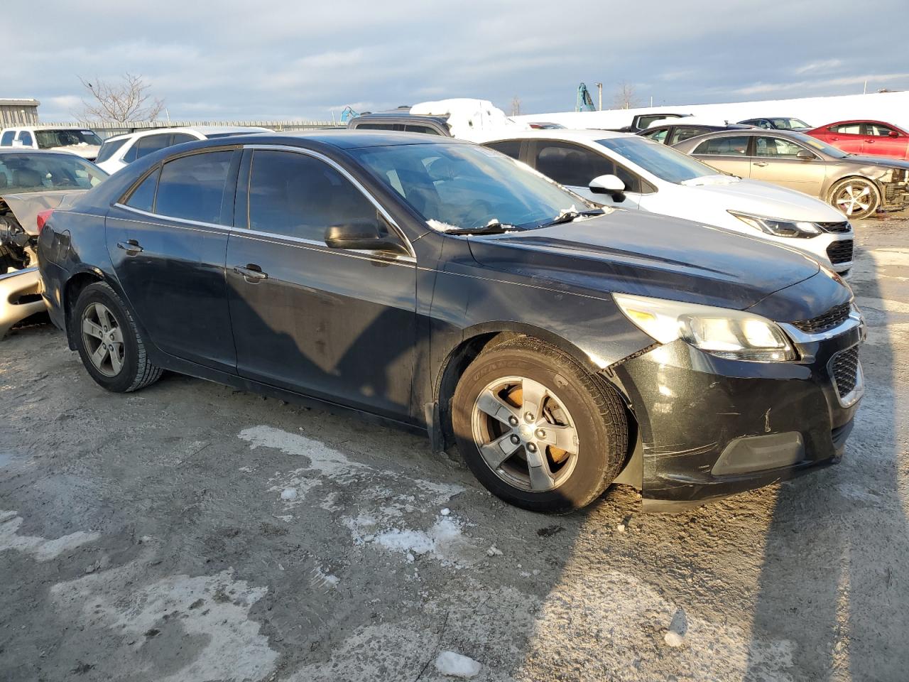 VIN 1G11B5SL8FF155185 2015 CHEVROLET MALIBU no.4