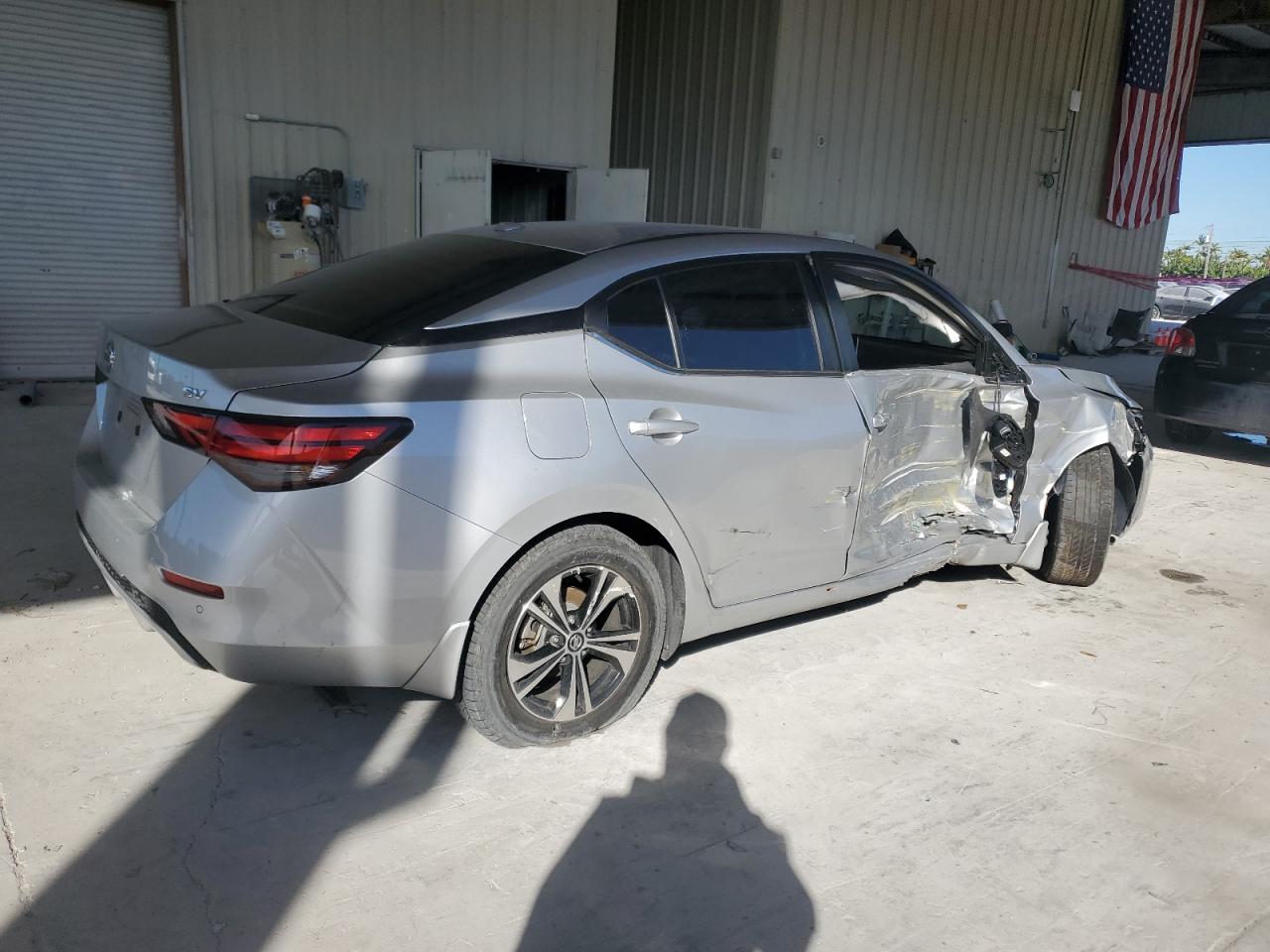 2022 Nissan Sentra - Image 3