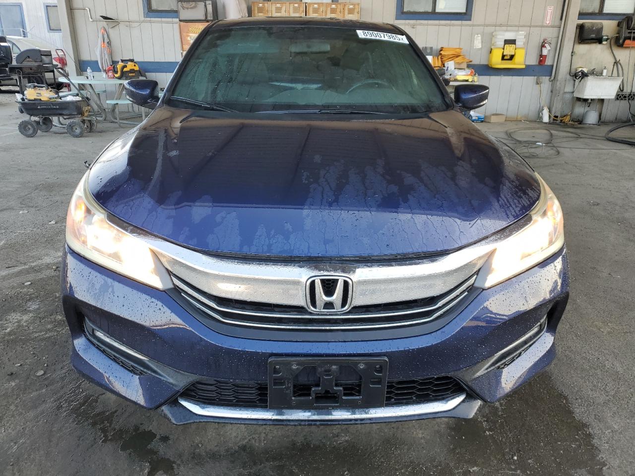 2017 Honda Accord - Image 5