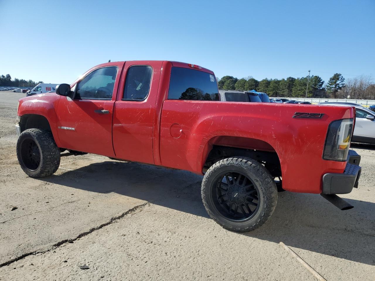 2009 GMC Sierra - Image 2