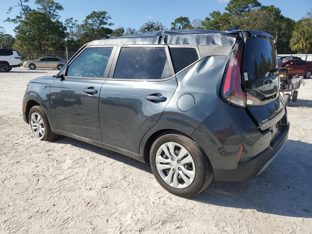 2023 Kia Soul - Image 2