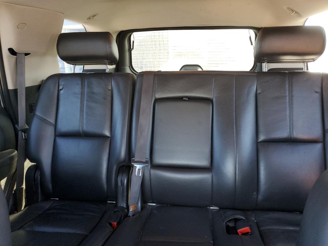 2009 Chevrolet Tahoe - Image 10