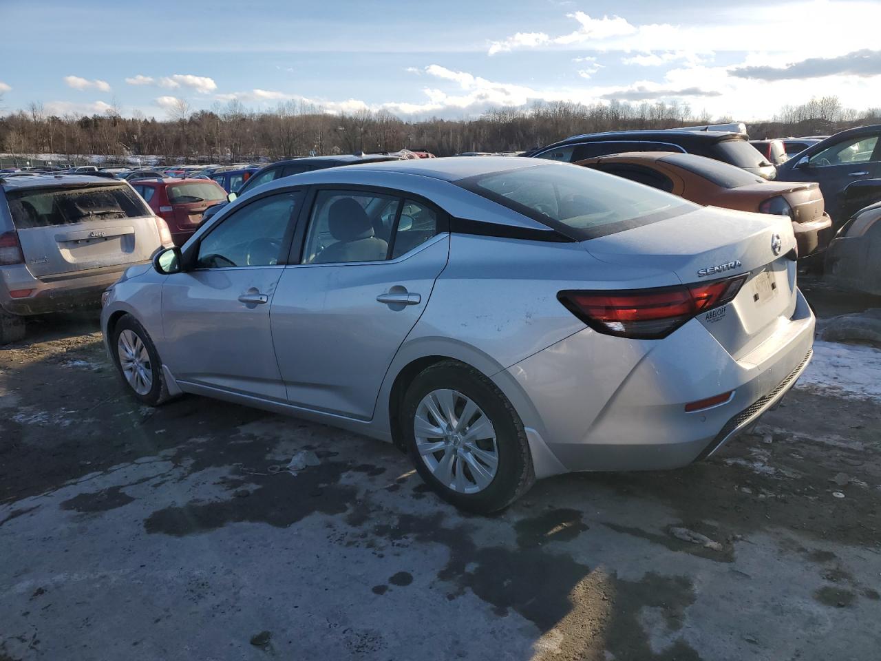 2020 Nissan Sentra - Image 2