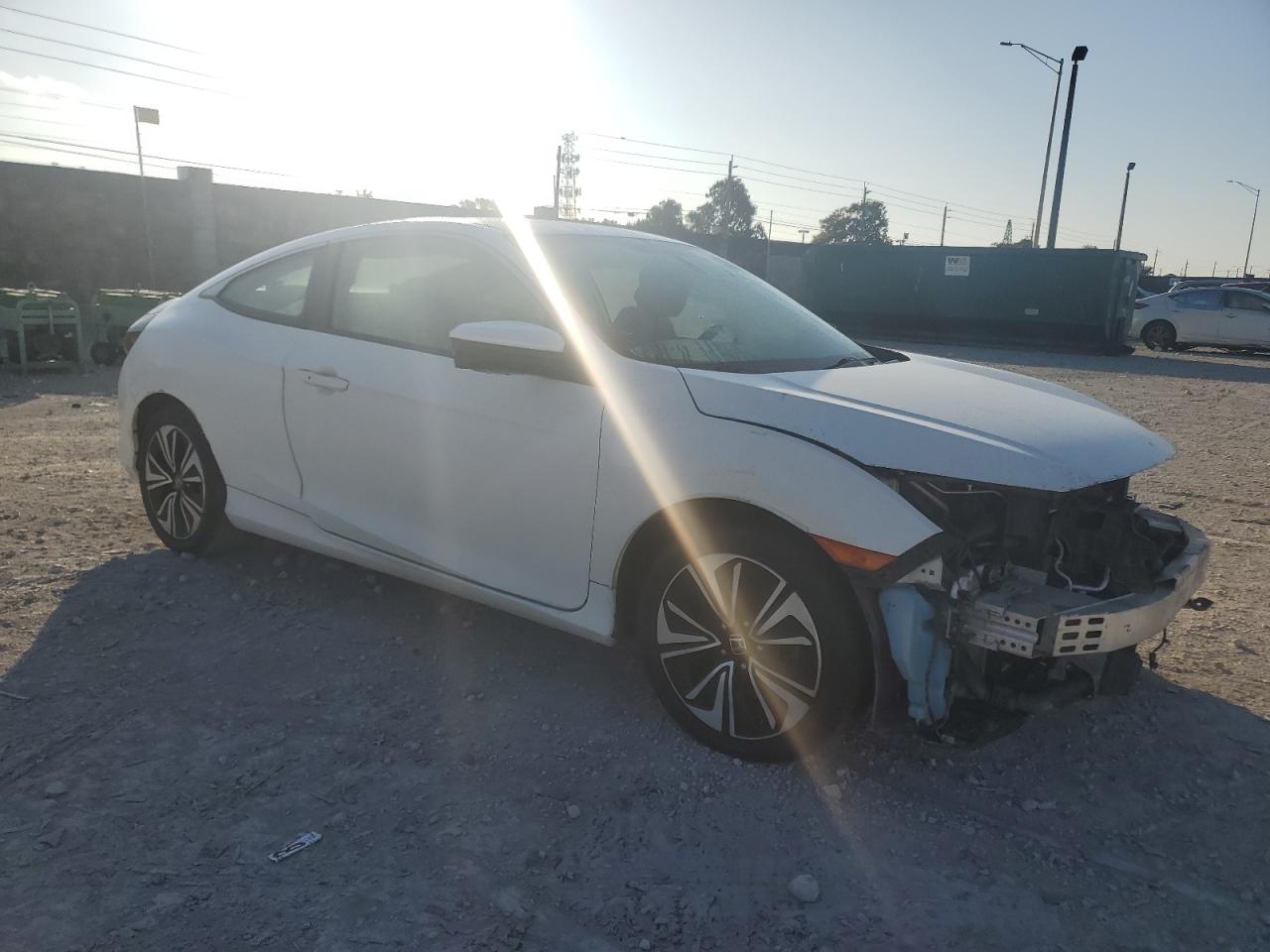 VIN 2HGFC3B30GH361942 2016 HONDA CIVIC no.4