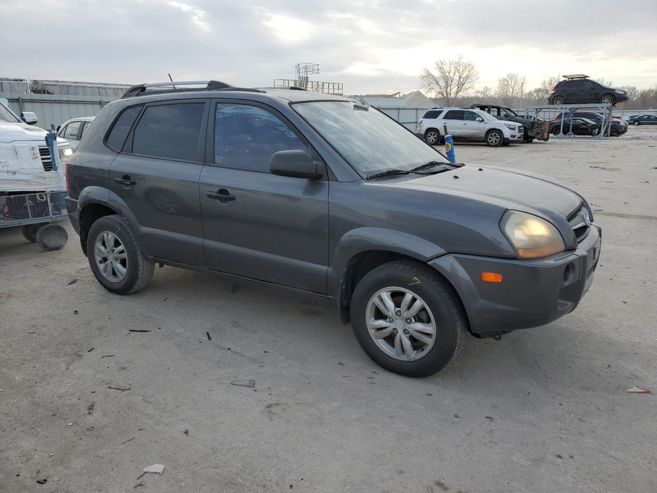 2009 Hyundai Tucson - Image 4
