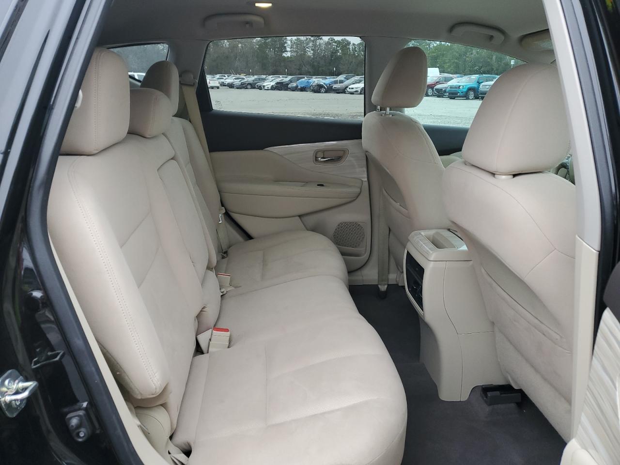 2016 Nissan Murano - Image 11