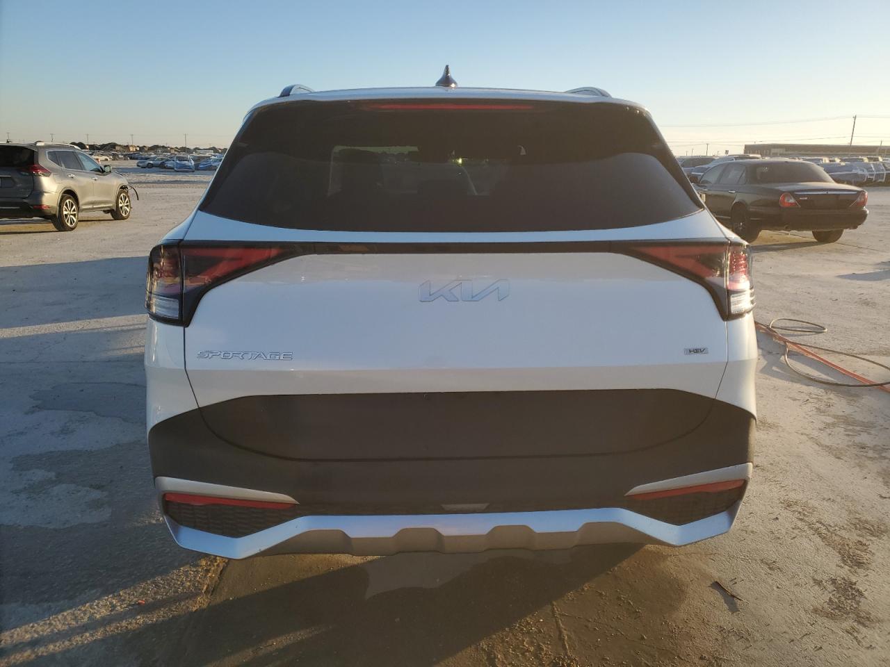 2024 Kia Sportage - Image 6