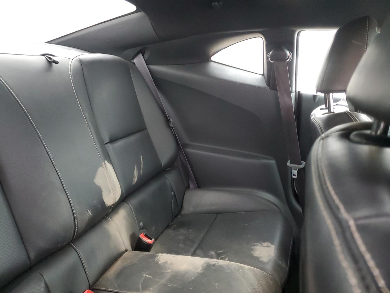 2015 Chevrolet Camaro - Image 10