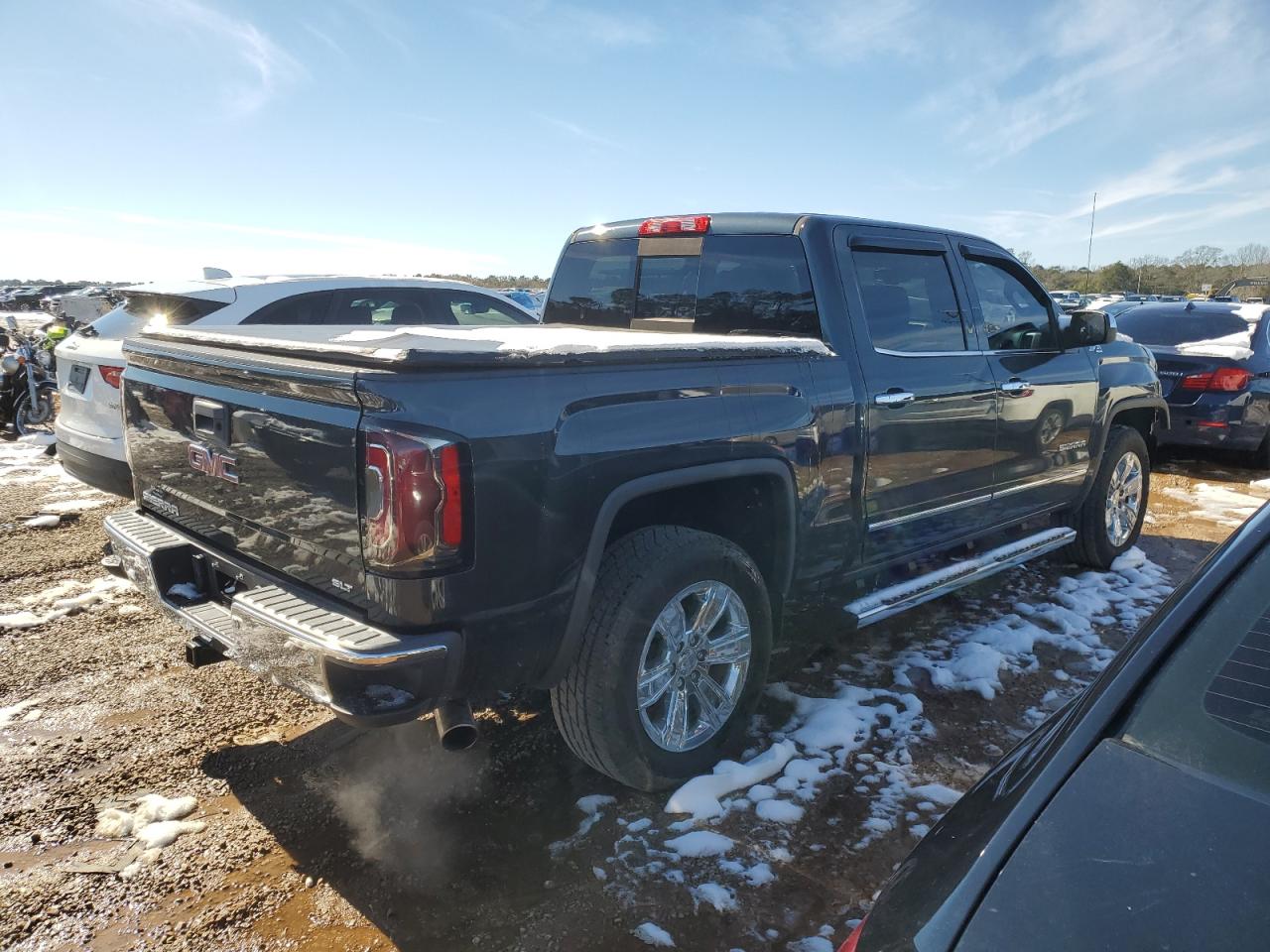 2018 GMC Sierra - Image 3