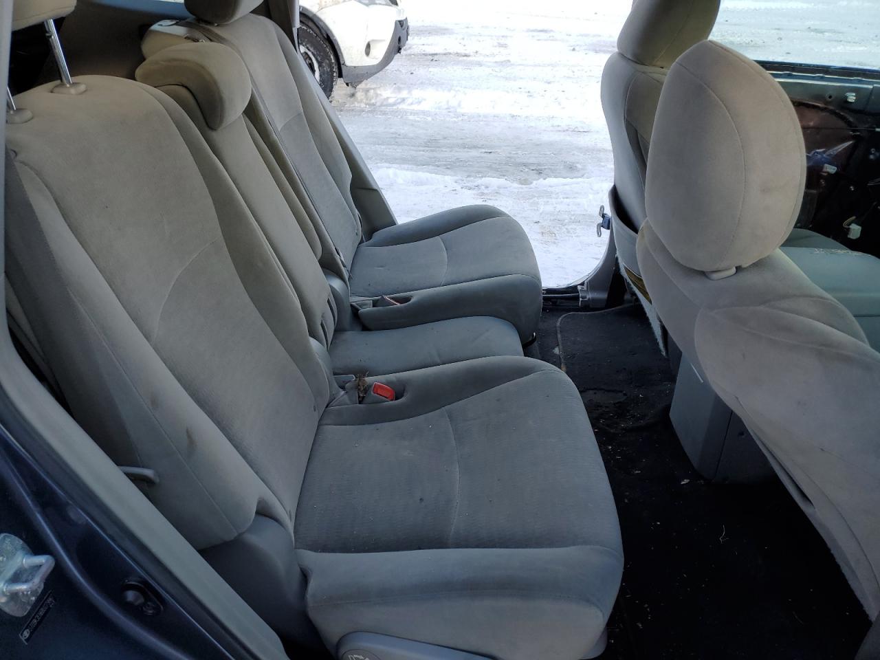 2011 Toyota Highlander - Image 11