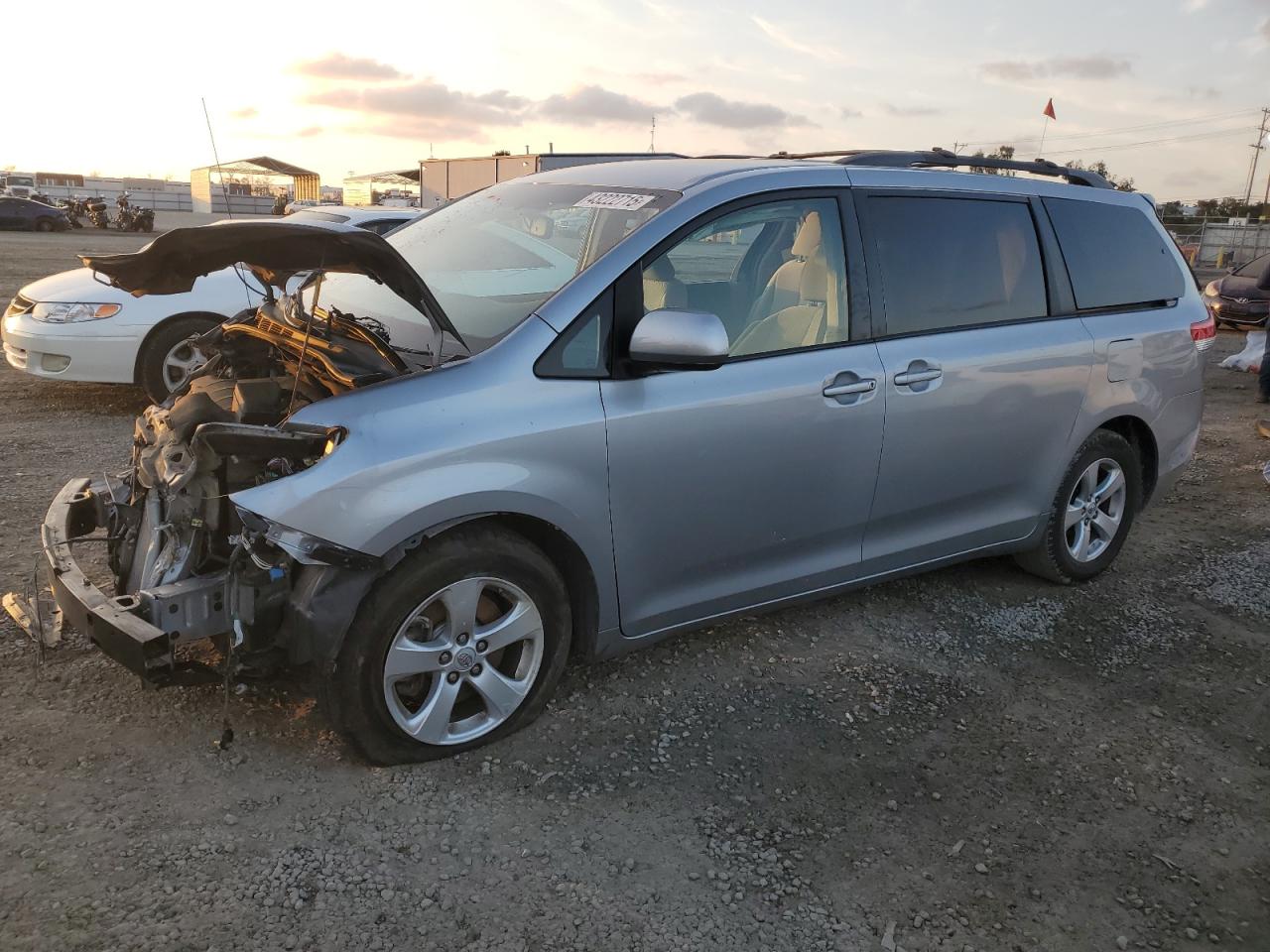 2013 Toyota Sienna - Image 1