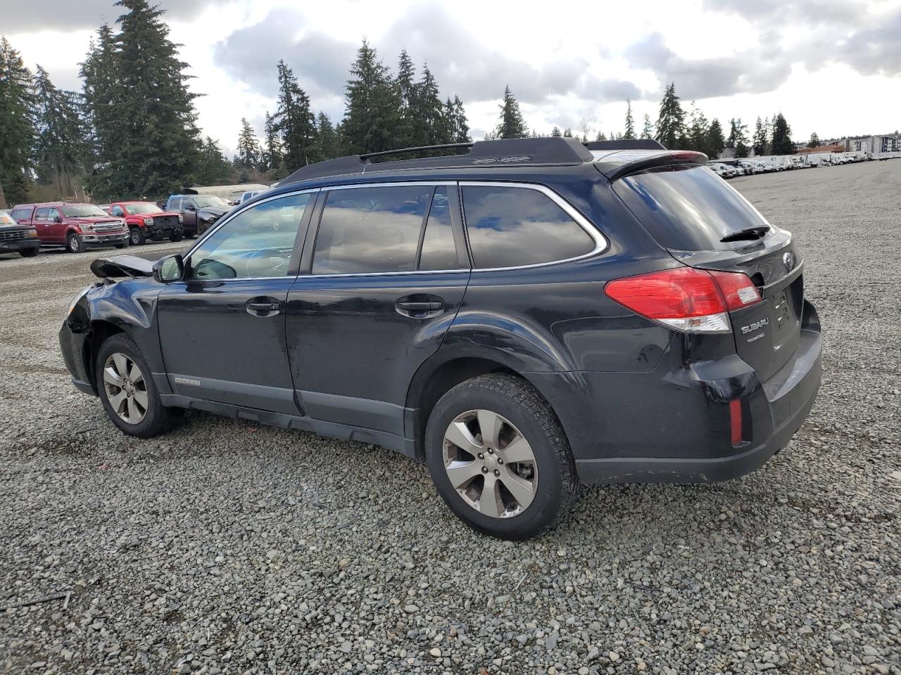 2010 Subaru Outback - Image 2