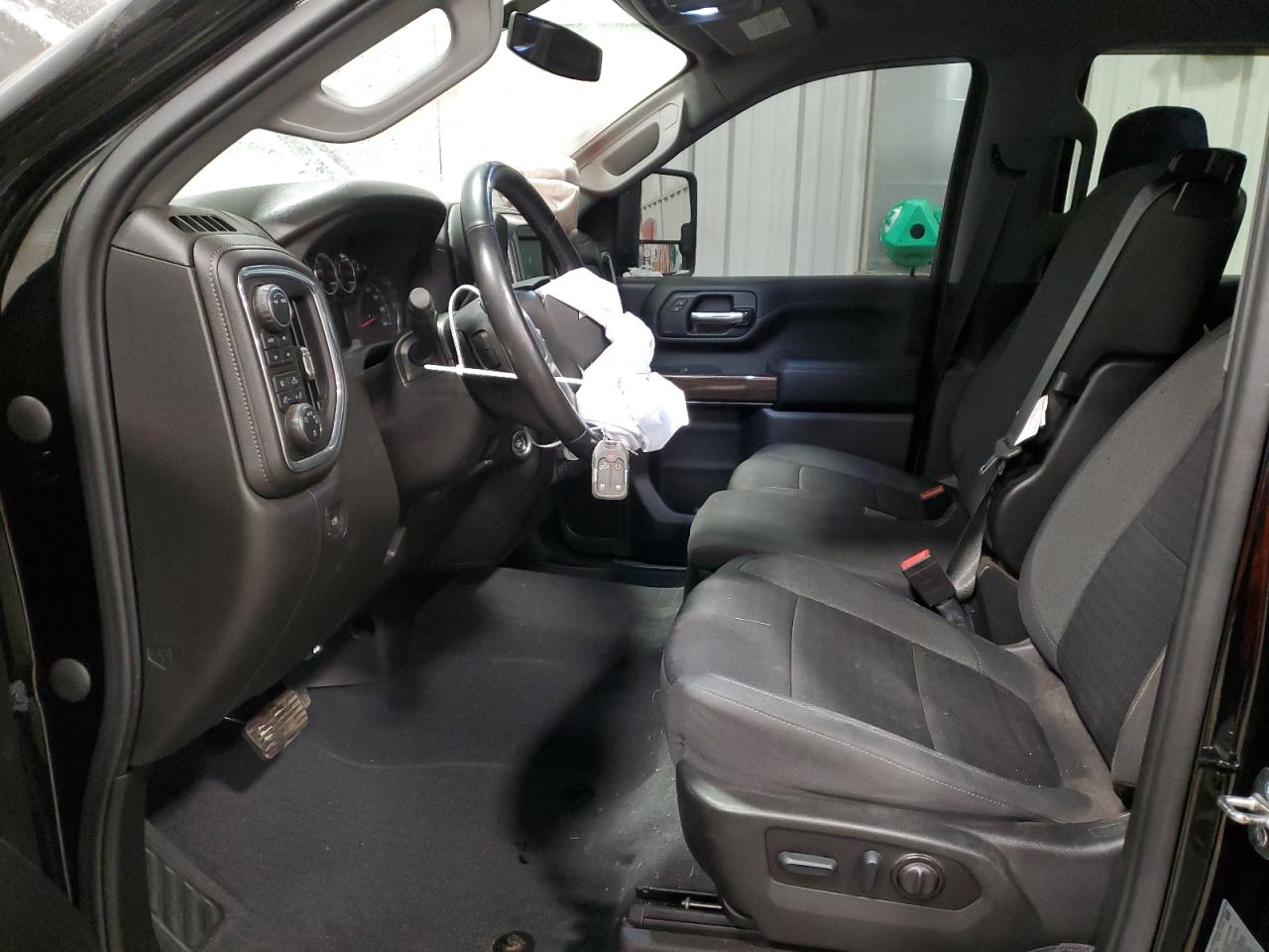 2022 Chevrolet Silverado - Image 7