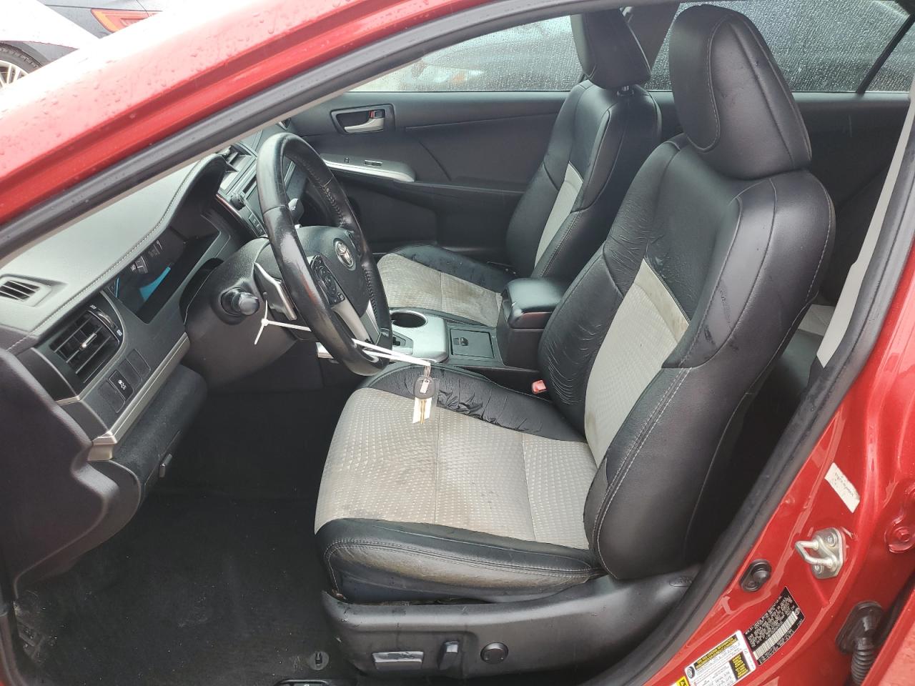 2014 Toyota Camry - Image 7