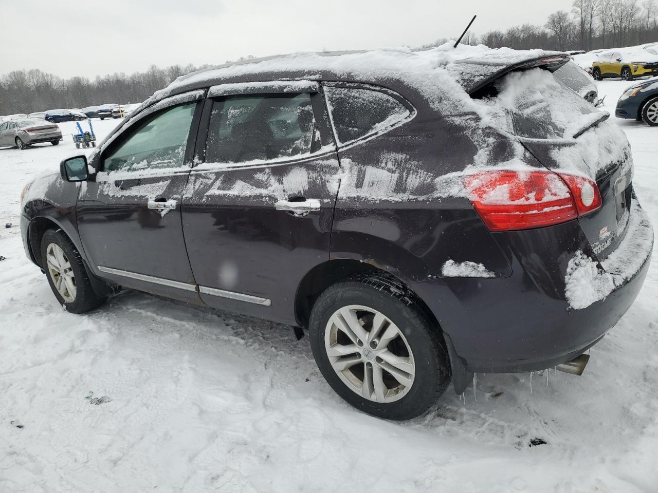 2012 Nissan Rogue - Image 2