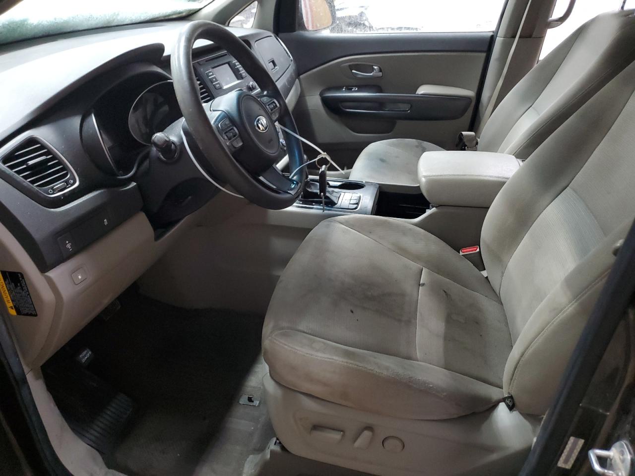 2015 Kia Sedona - Image 7