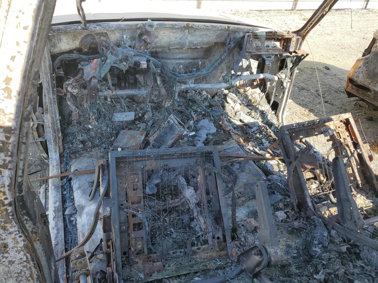 1999 Chevrolet Suburban - Image 8