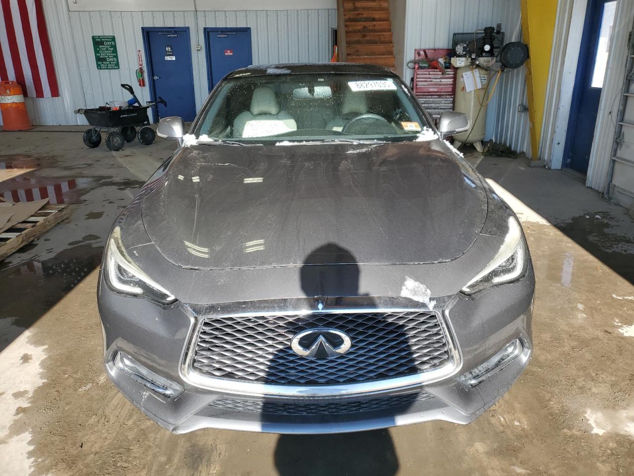 2017 Infiniti Q60 - Image 5