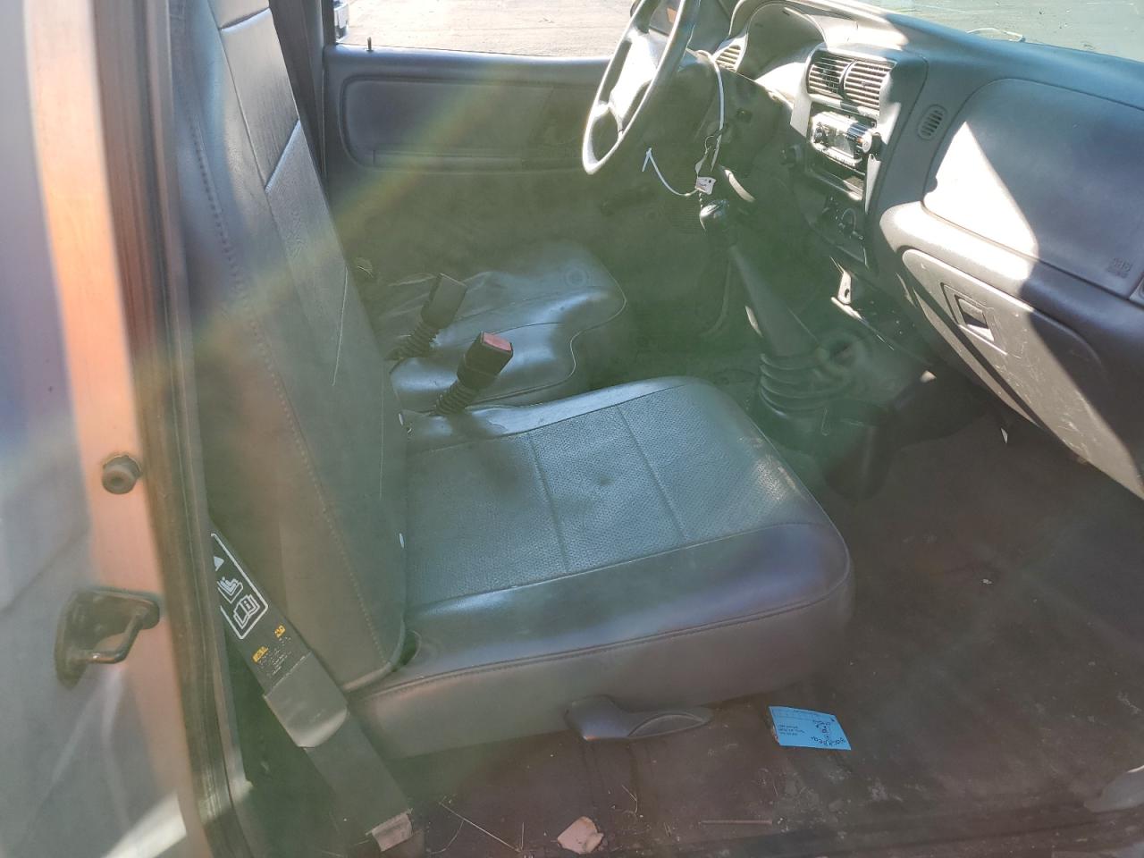 2002 Ford Ranger - Image 10
