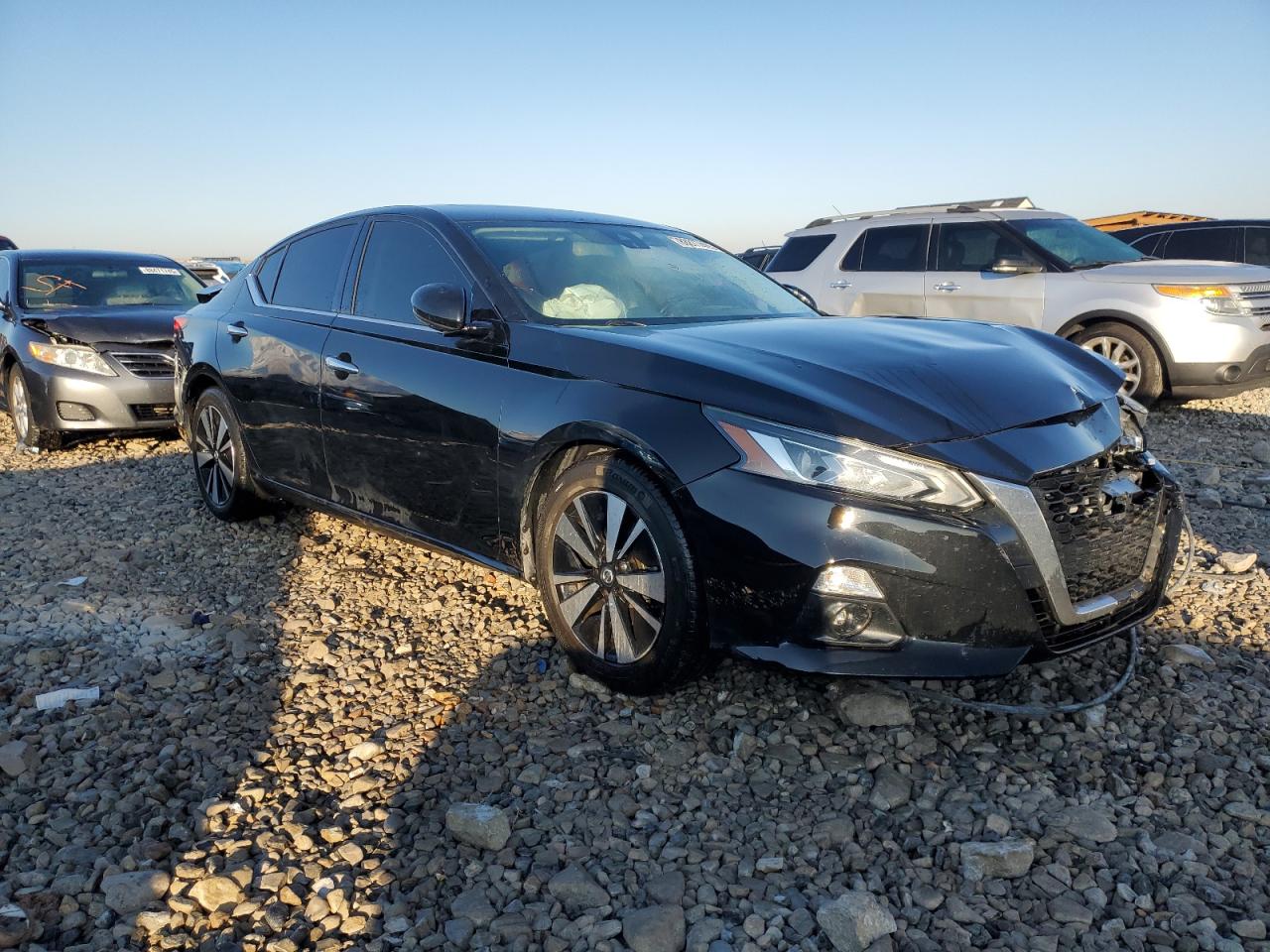 2019 Nissan Altima - Image 4
