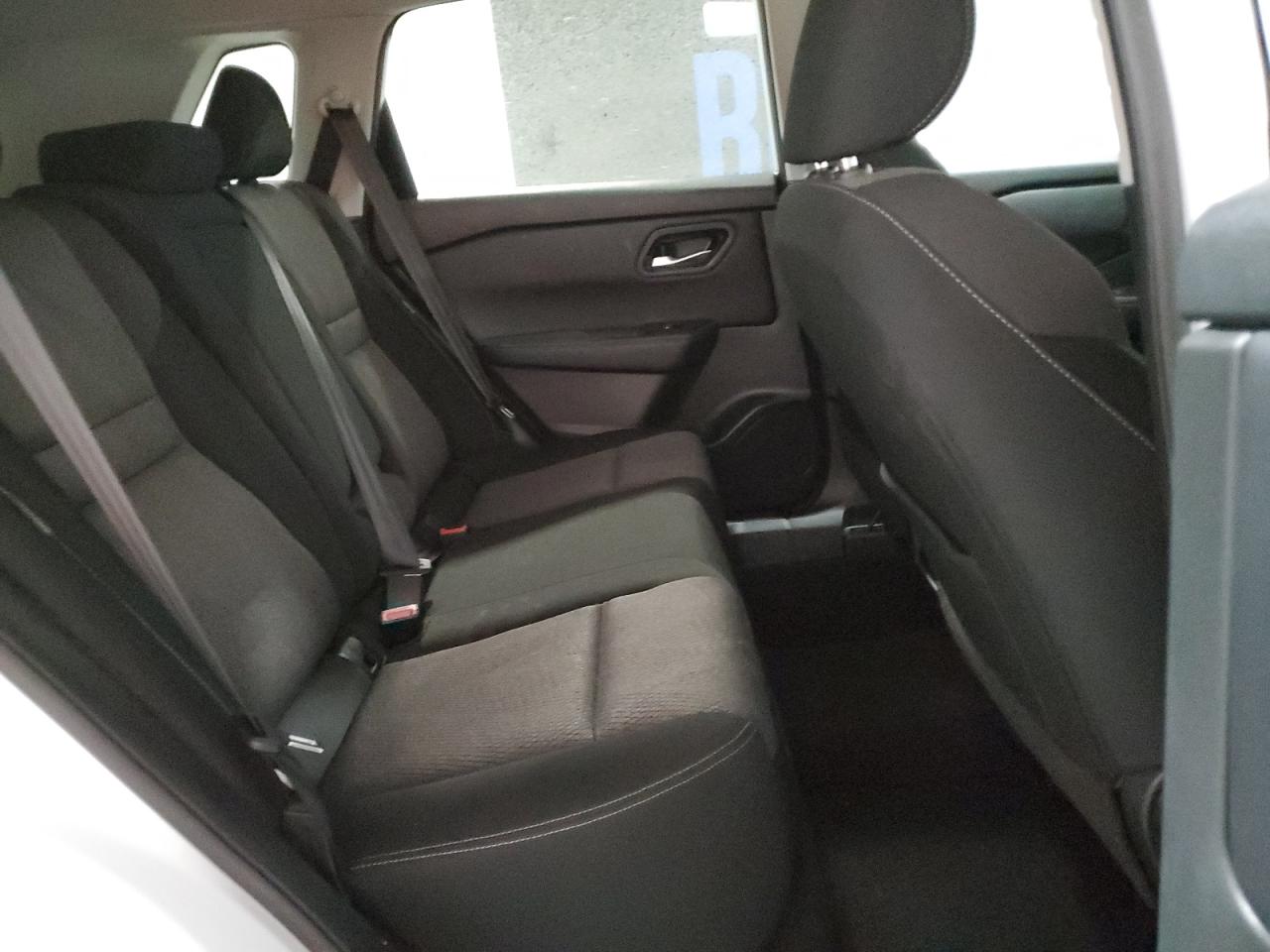 2024 Nissan Rogue - Image 11