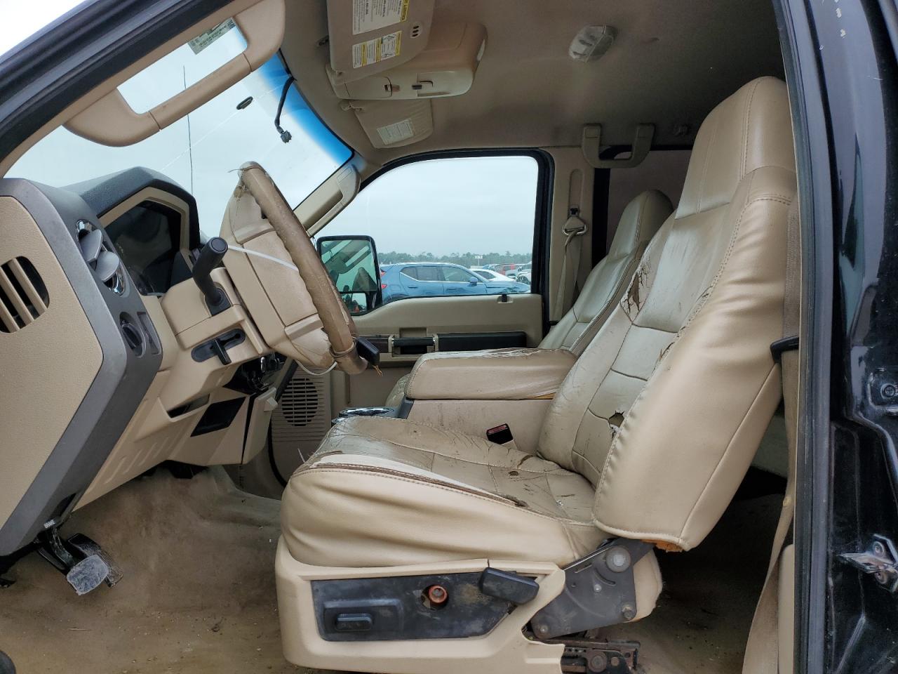 2009 Ford F250 - Image 7