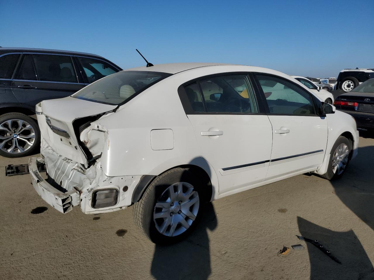 2010 Nissan Sentra - Image 3