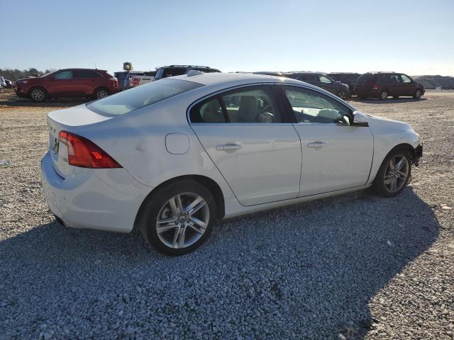  VOLVO S60 2015 Білий
