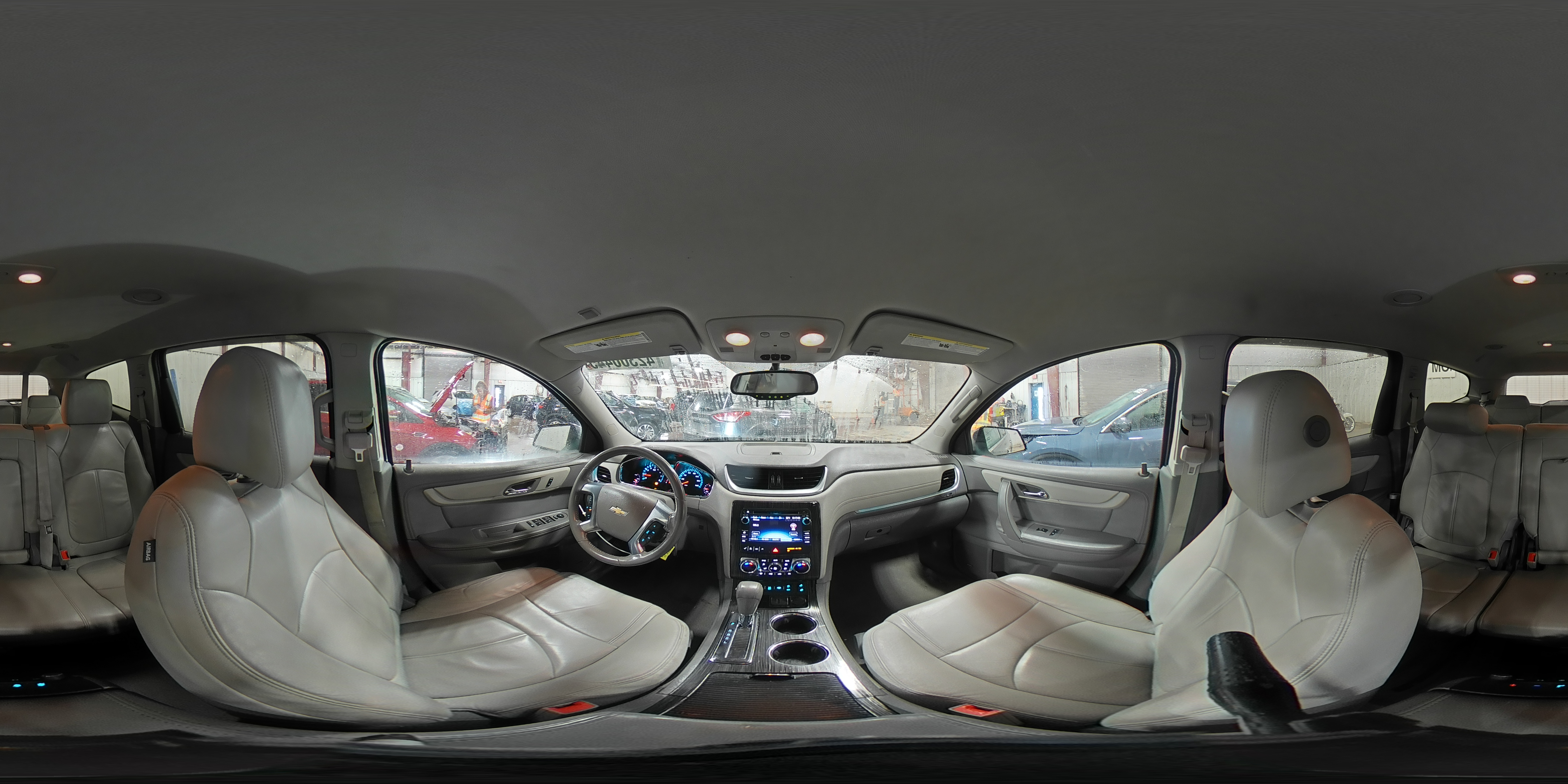 2015 Chevrolet Traverse - Image 15
