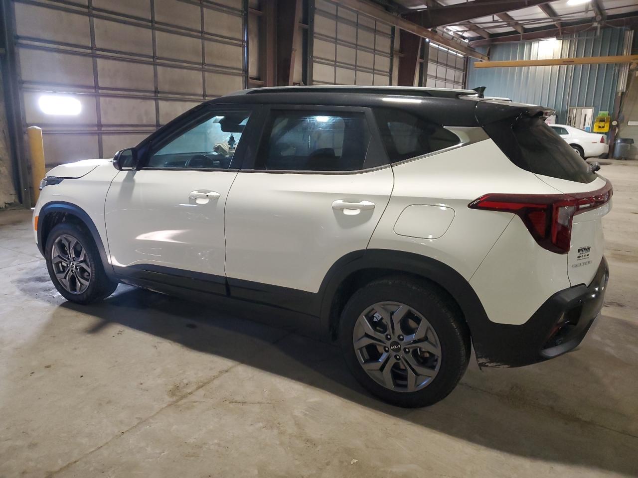 2024 Kia Seltos - Image 2