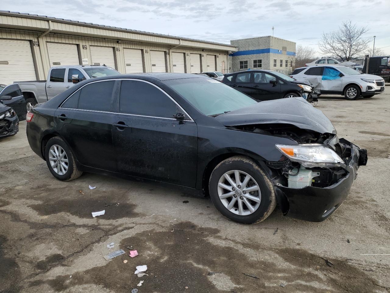 2011 Toyota Camry - Image 4