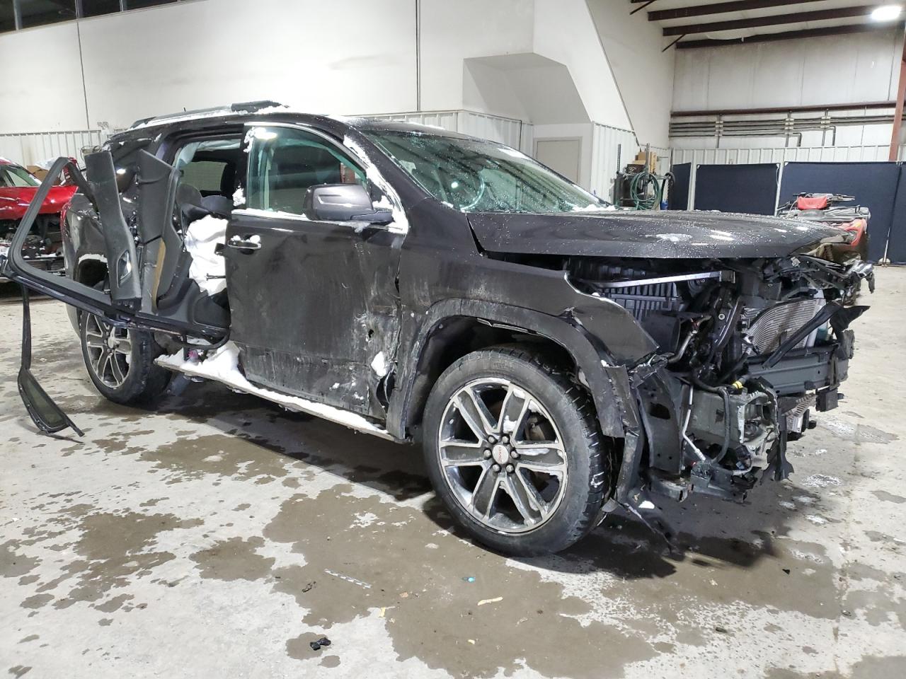 2017 GMC Acadia - Image 4