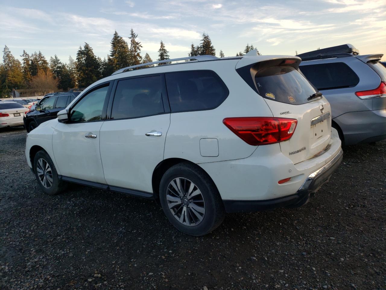 VIN 5N1DR2MNXKC597194 2019 NISSAN PATHFINDER no.2