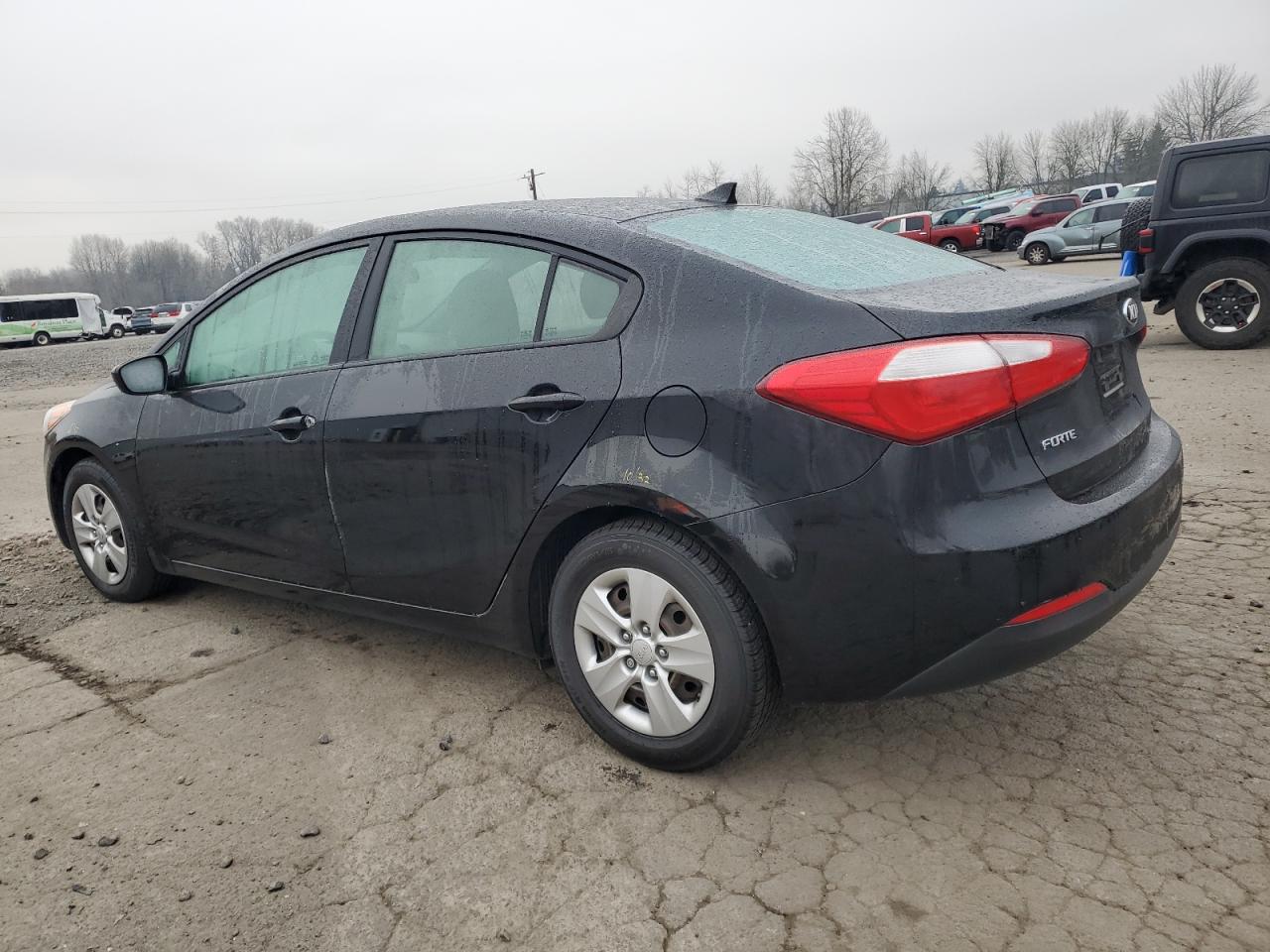 2016 Kia Forte - Image 2