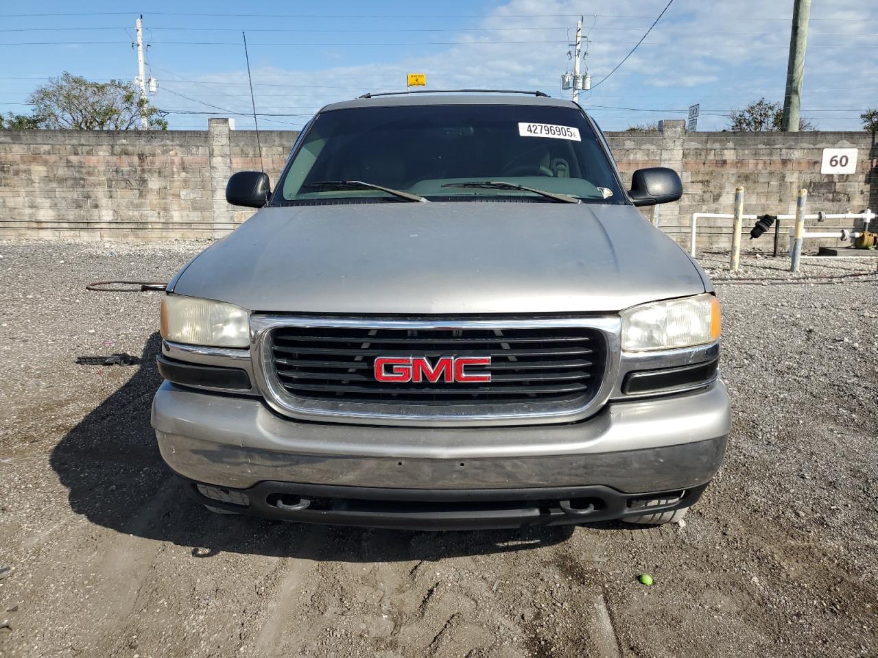 2000 GMC Yukon - Image 5