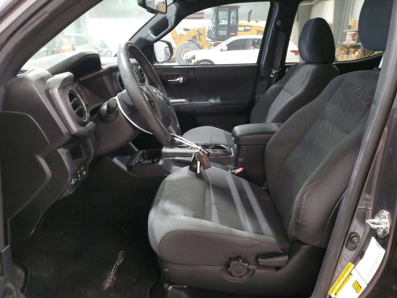 2017 Toyota Tacoma - Image 7