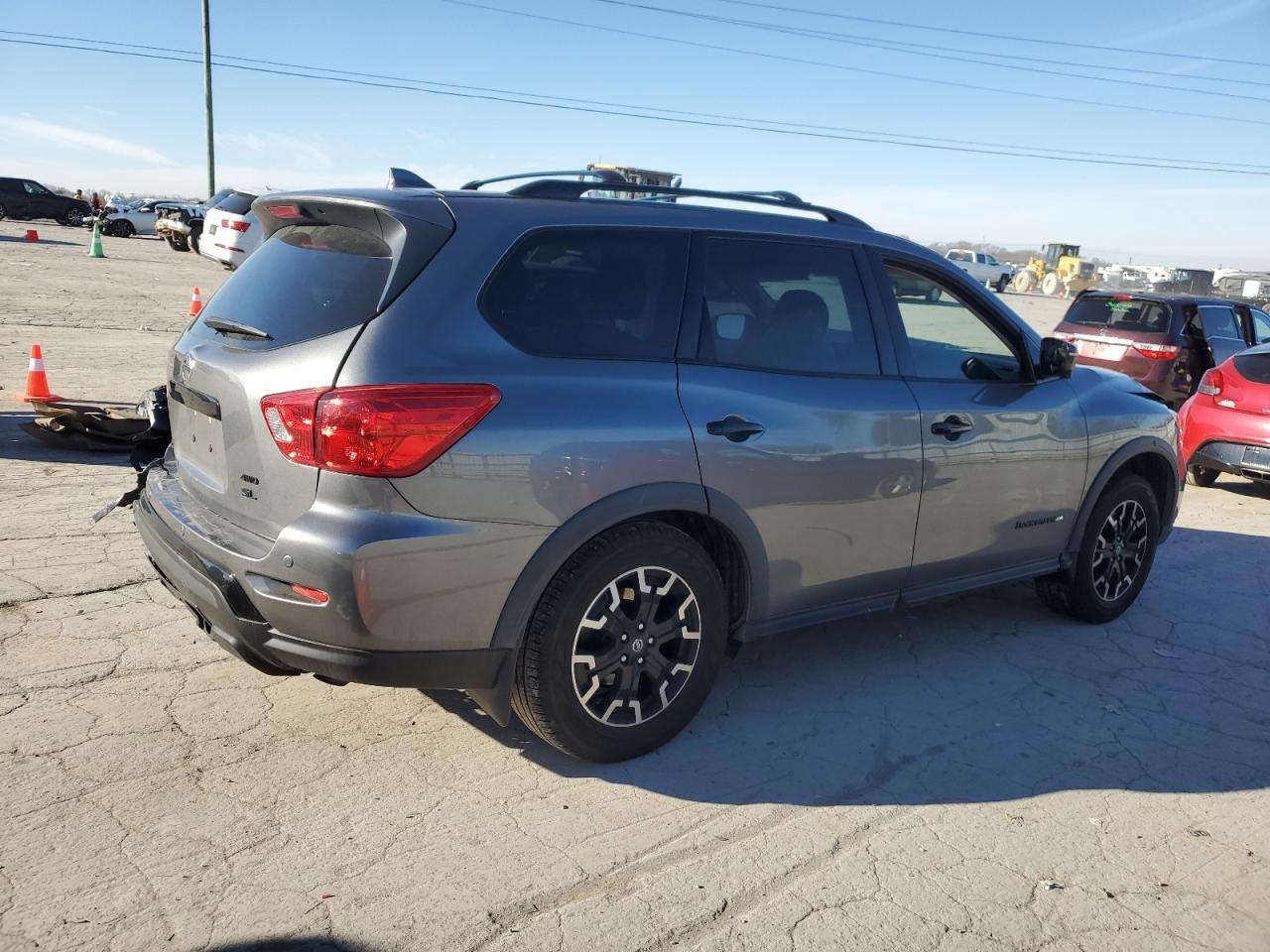 2020 Nissan Pathfinder - Image 3