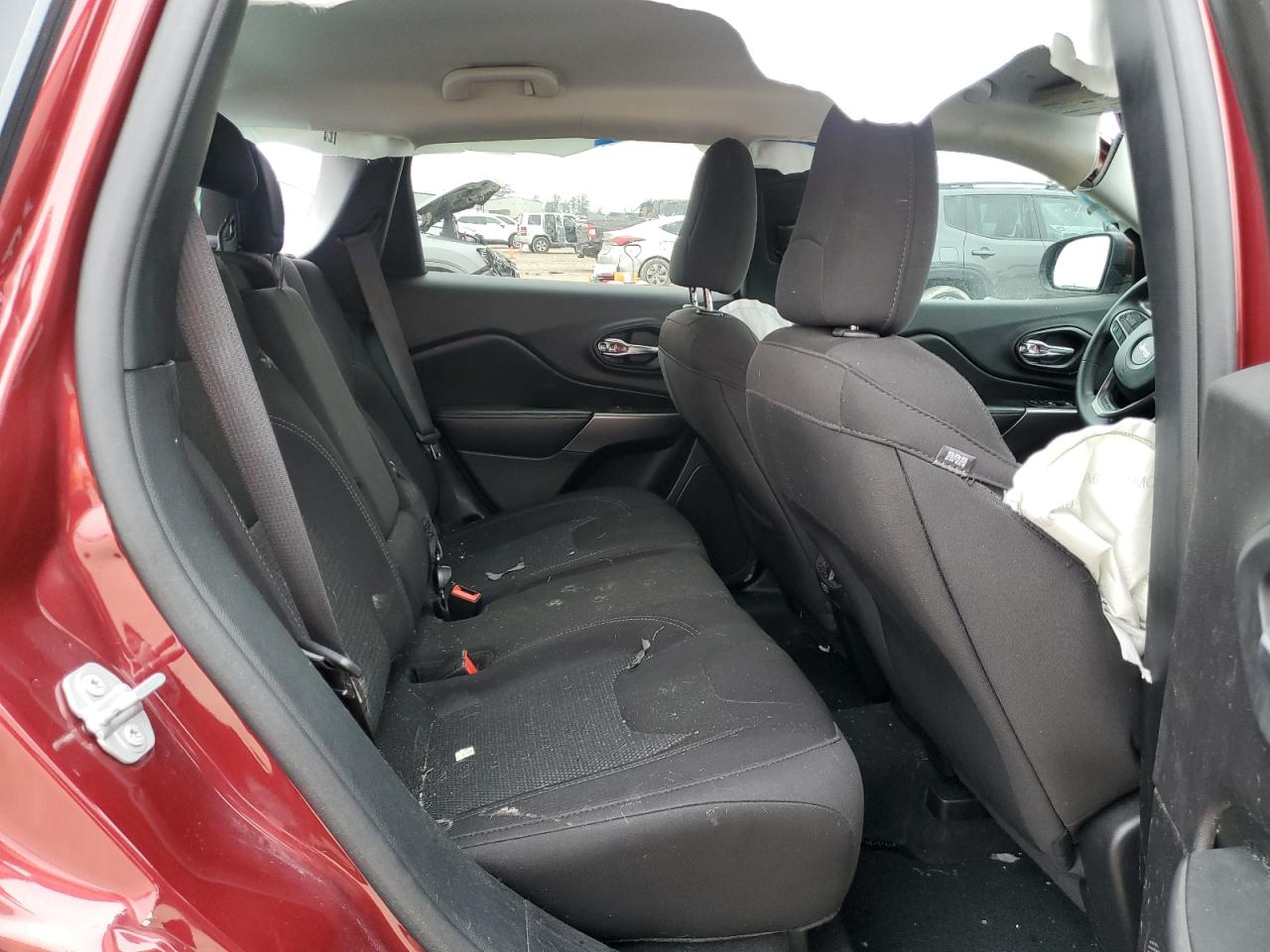 2019 Jeep Grand Cherokee - Image 11