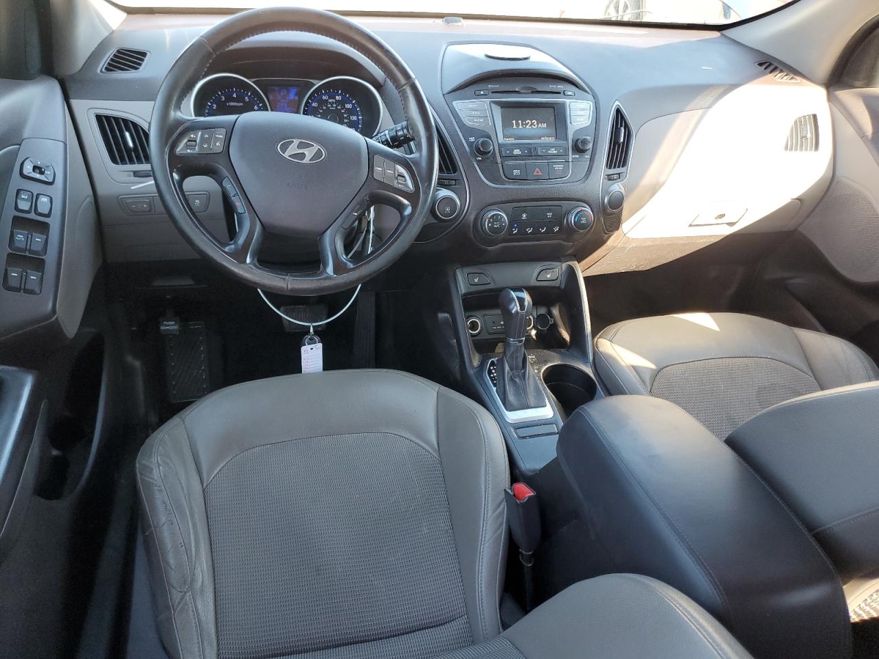 2015 Hyundai Tucson - Image 8