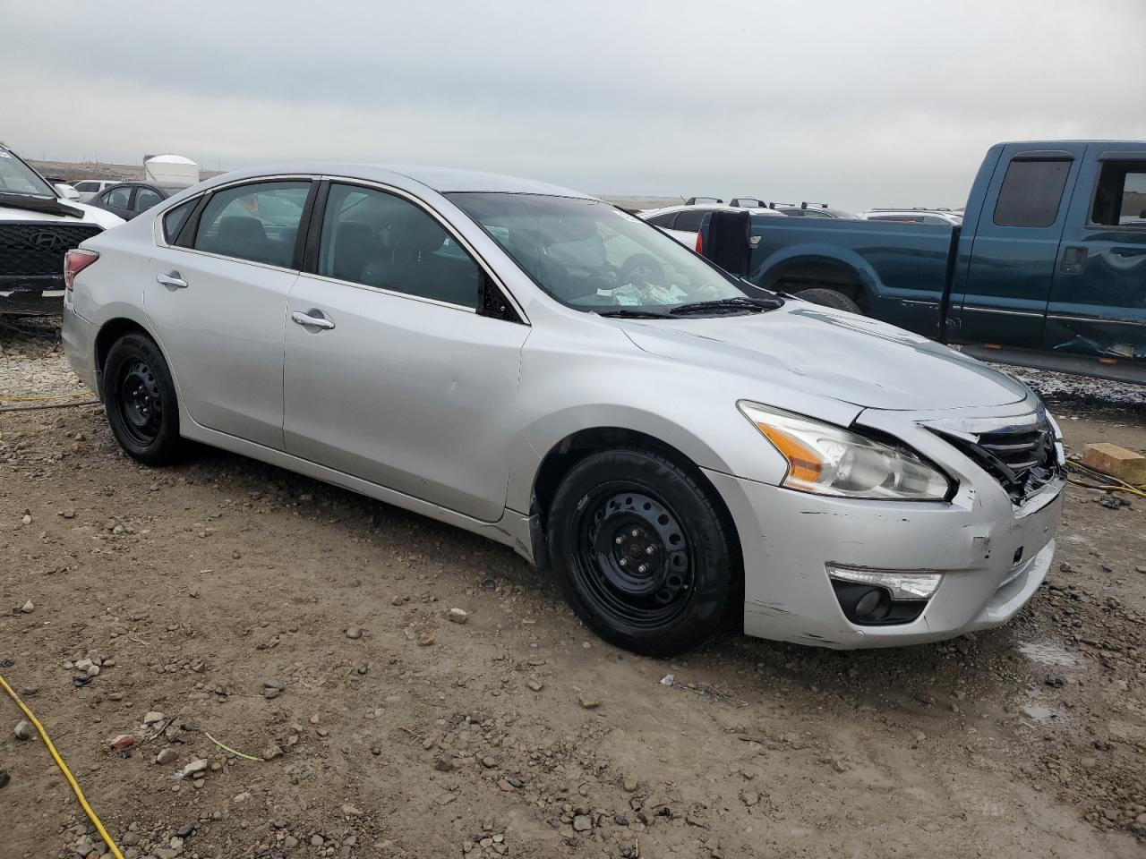 2015 Nissan Altima - Image 4
