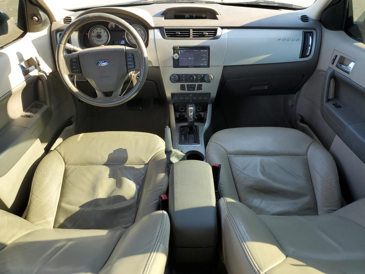 2009 Ford Focus - Image 8