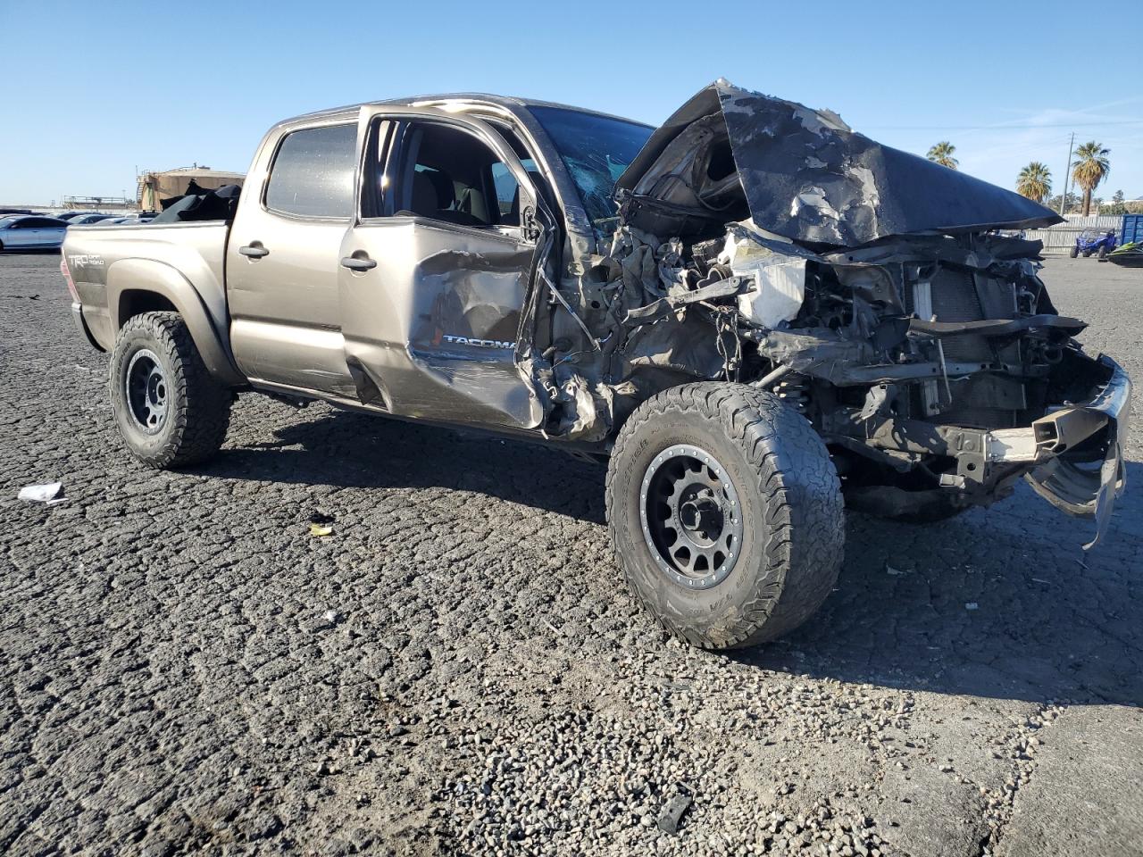 2012 Toyota Tacoma - Image 4